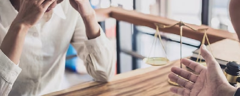 الزام به تنظیم سند بدون گواهی عدم حضور